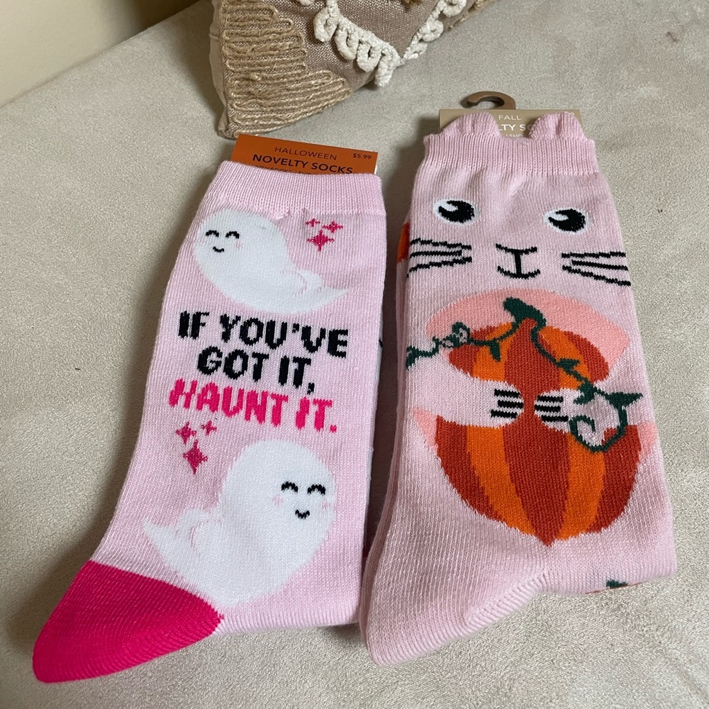 Bundle of 2 Pairs of Festive Fall Crew Socks
